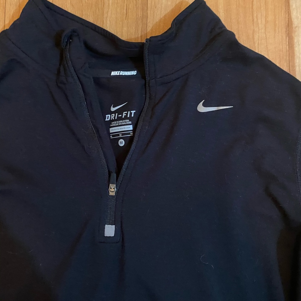 NIKE QUARTERZIP